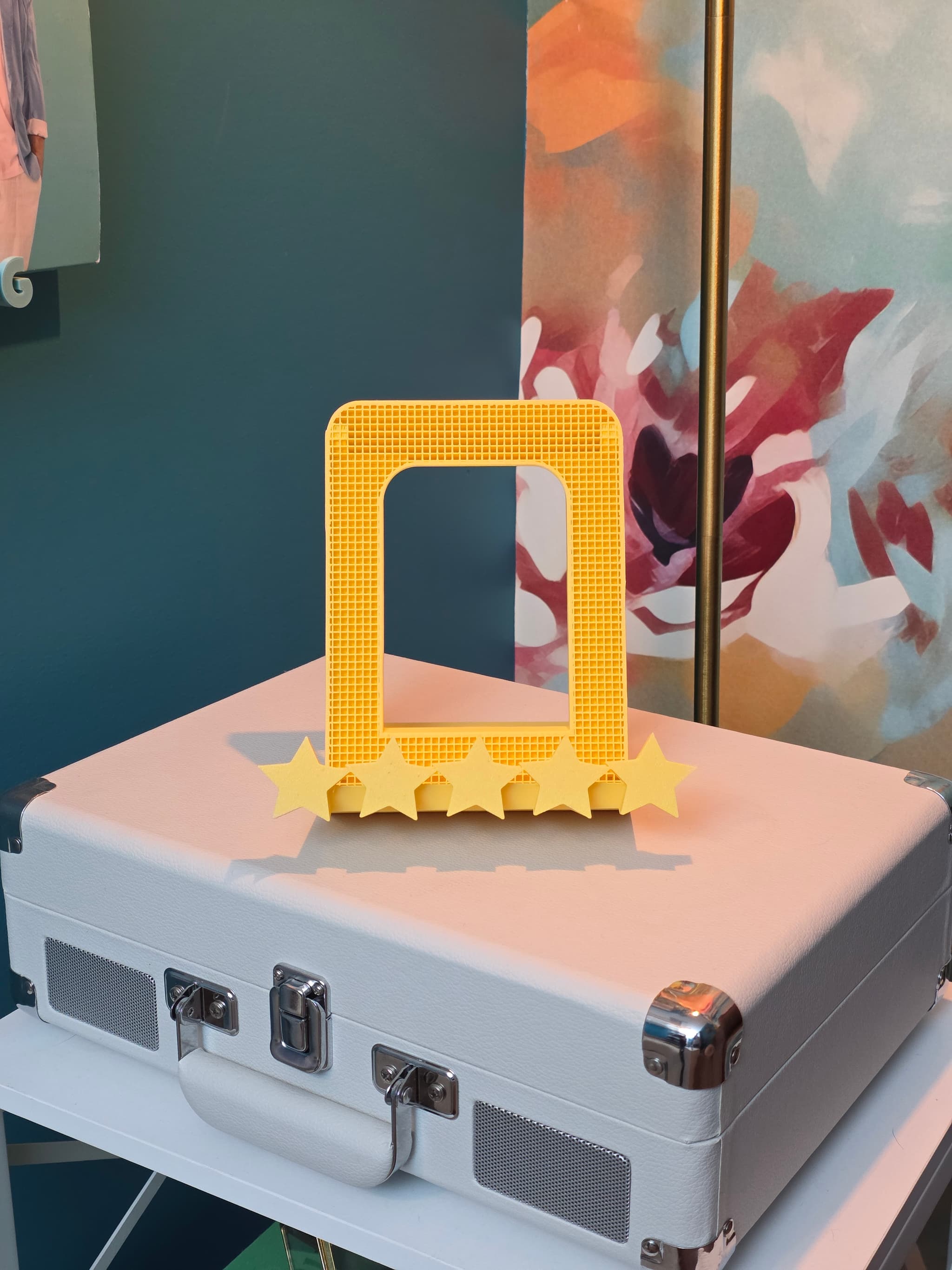 Five Star Bookstand by Elusive Library